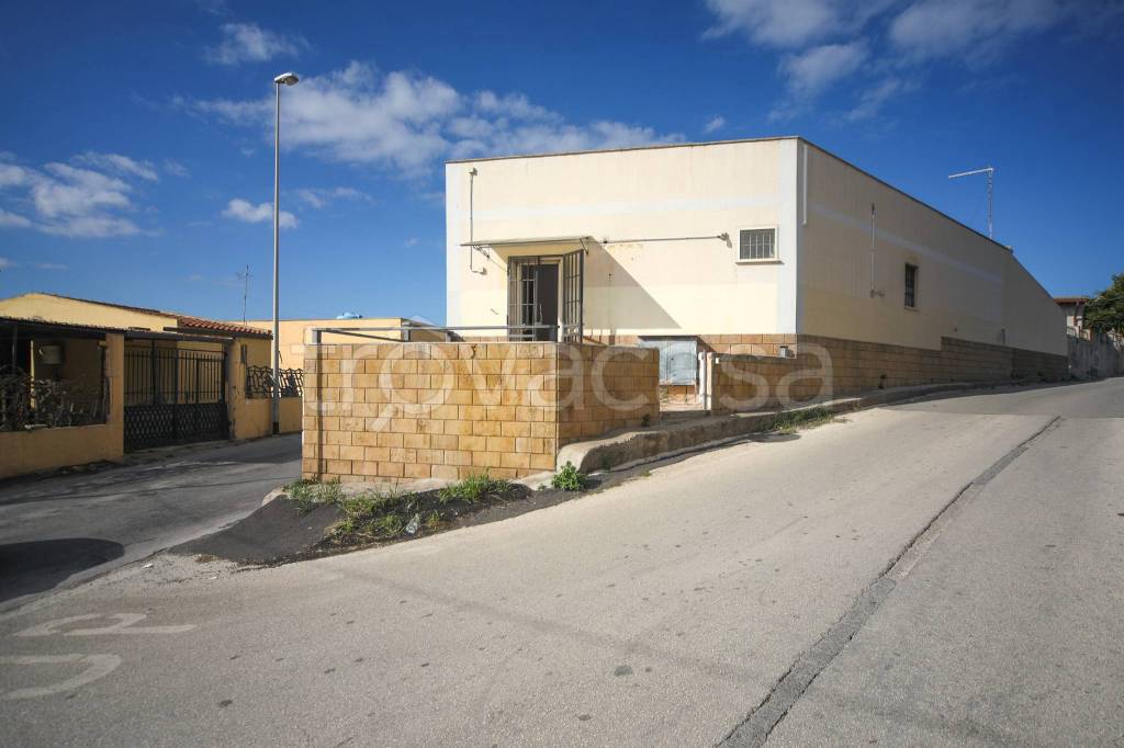 casa indipendente in vendita ad Augusta