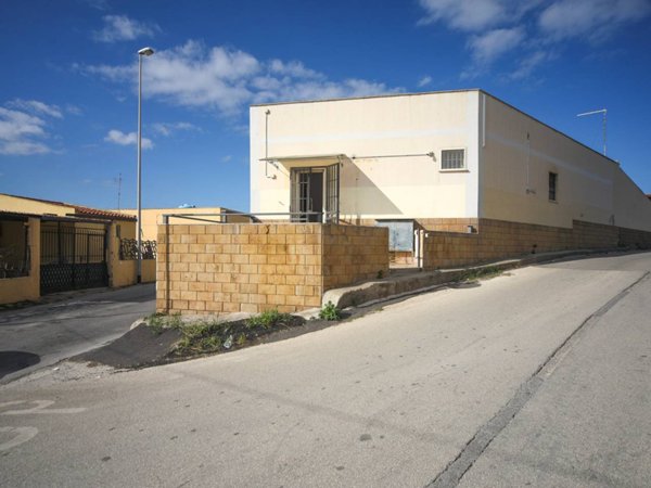 casa indipendente in vendita ad Augusta