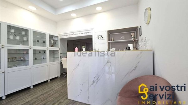 locale di sgombero in vendita ad Augusta