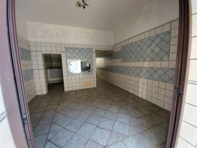 negozio in vendita ad Augusta