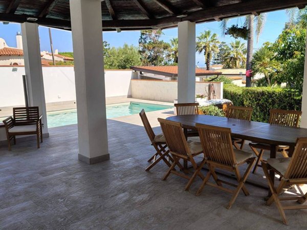 casa indipendente in vendita ad Augusta