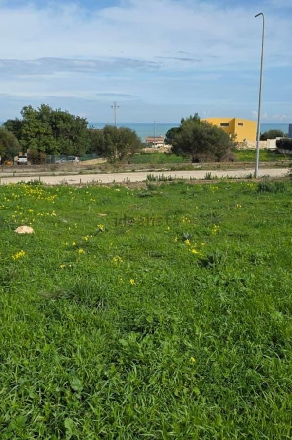 casa indipendente in vendita ad Augusta