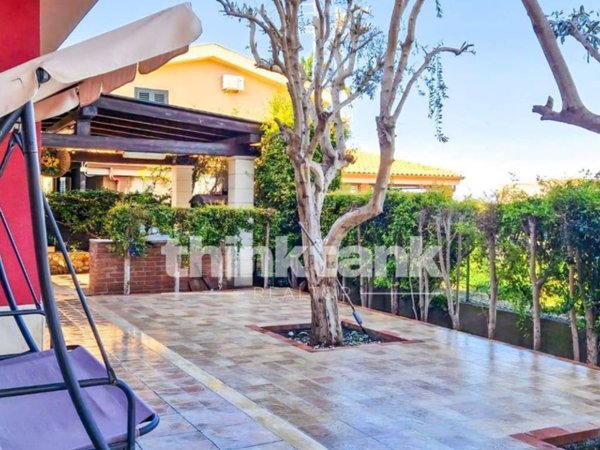 casa indipendente in vendita ad Augusta