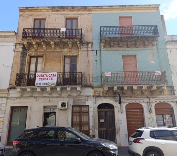 appartamento in vendita ad Augusta