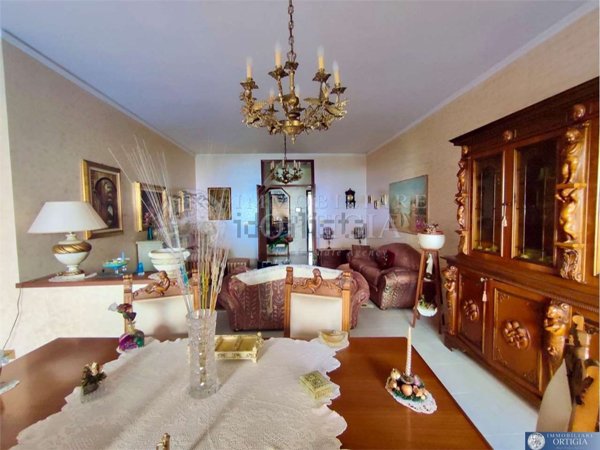 appartamento in vendita ad Augusta