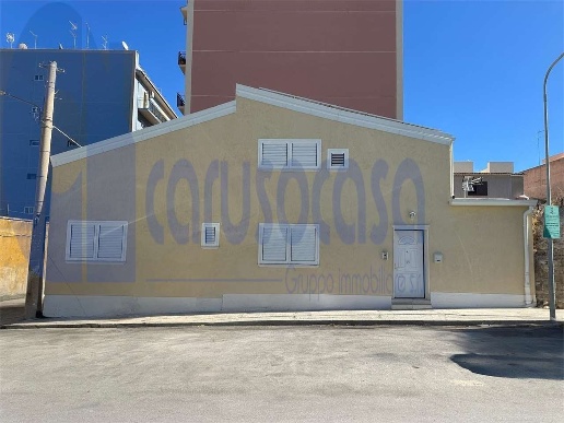 casa indipendente in vendita ad Augusta