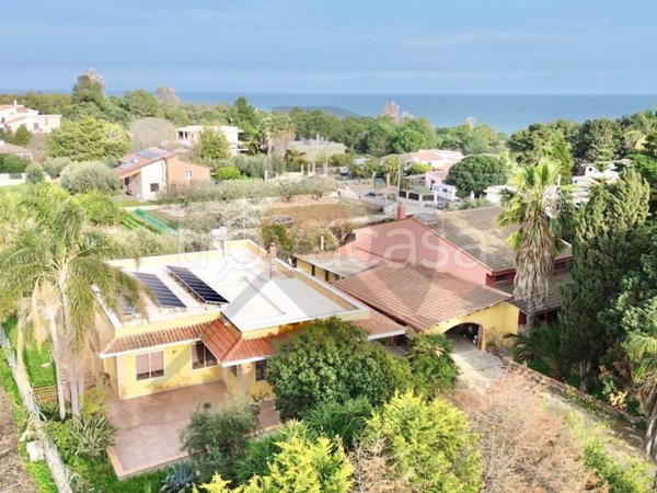 casa indipendente in vendita ad Augusta