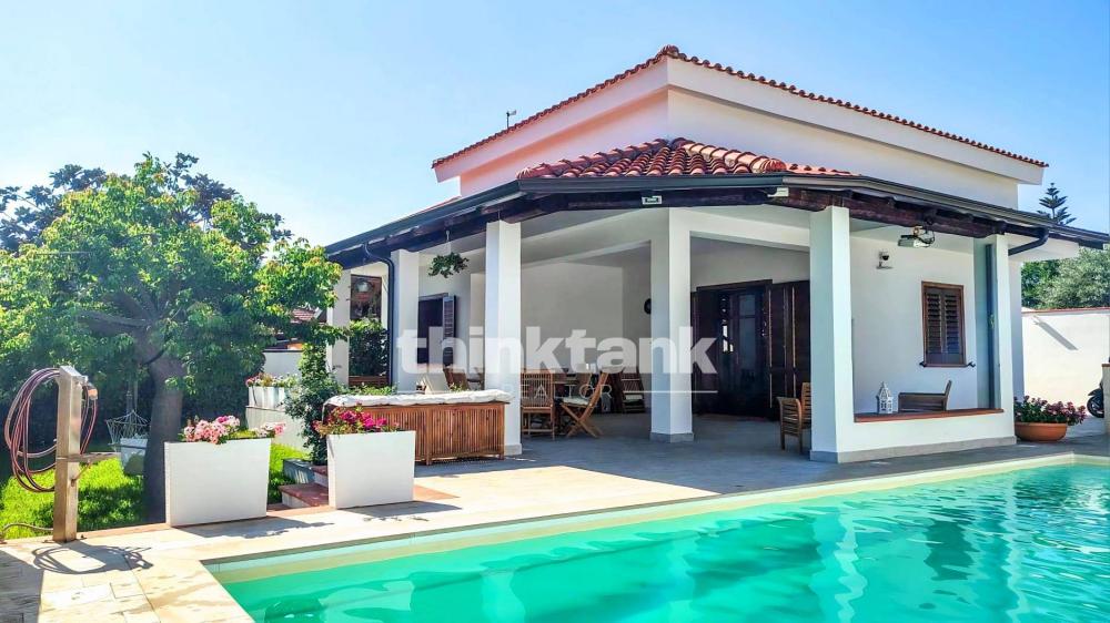 casa indipendente in vendita ad Augusta