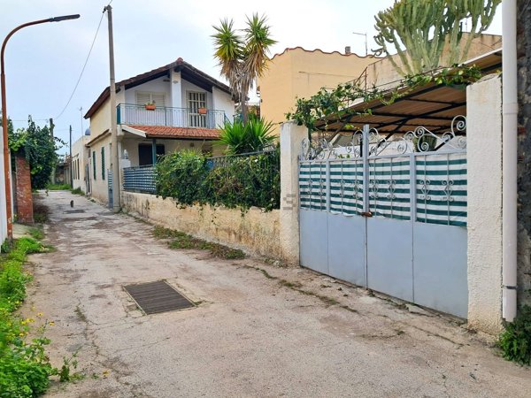 casa indipendente in vendita ad Augusta