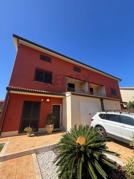 casa indipendente in vendita ad Augusta