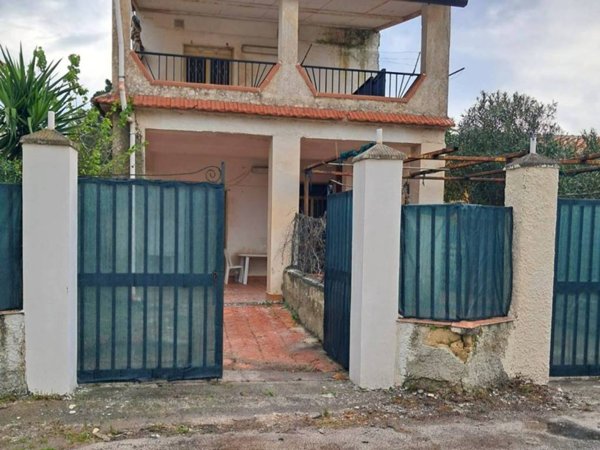 casa indipendente in vendita ad Augusta