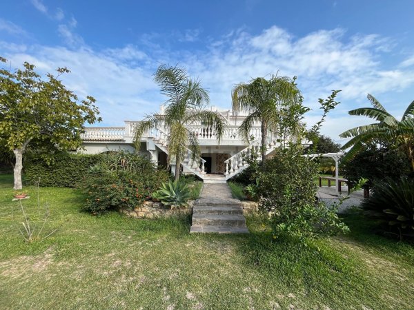 casa indipendente in vendita ad Augusta