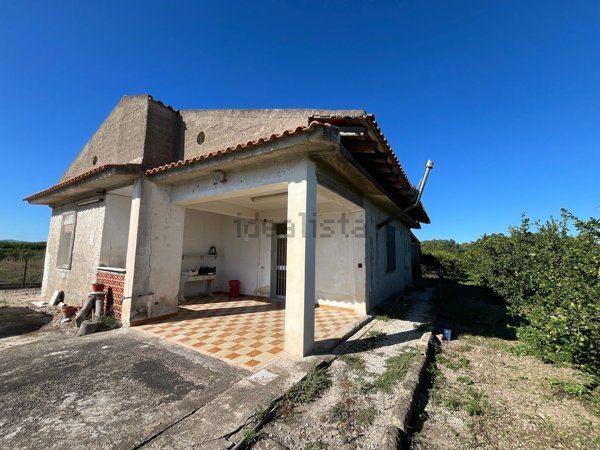 casa indipendente in vendita ad Augusta