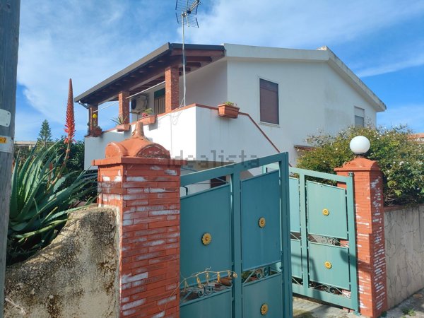 casa indipendente in vendita ad Augusta