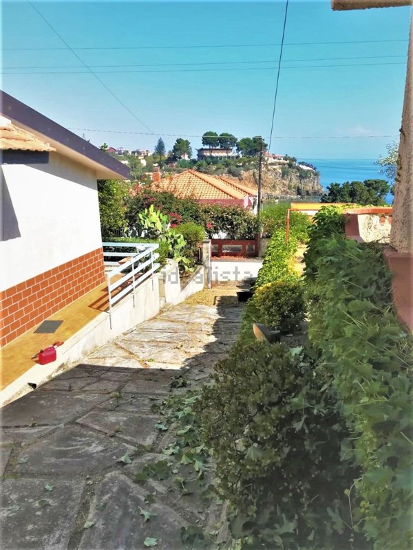 casa indipendente in vendita ad Augusta