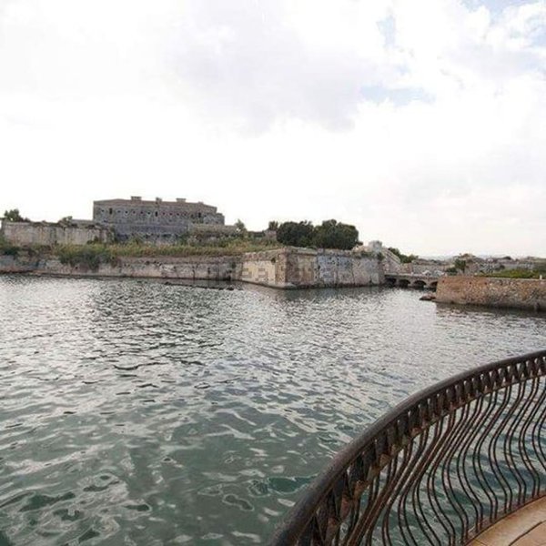 appartamento in vendita ad Augusta