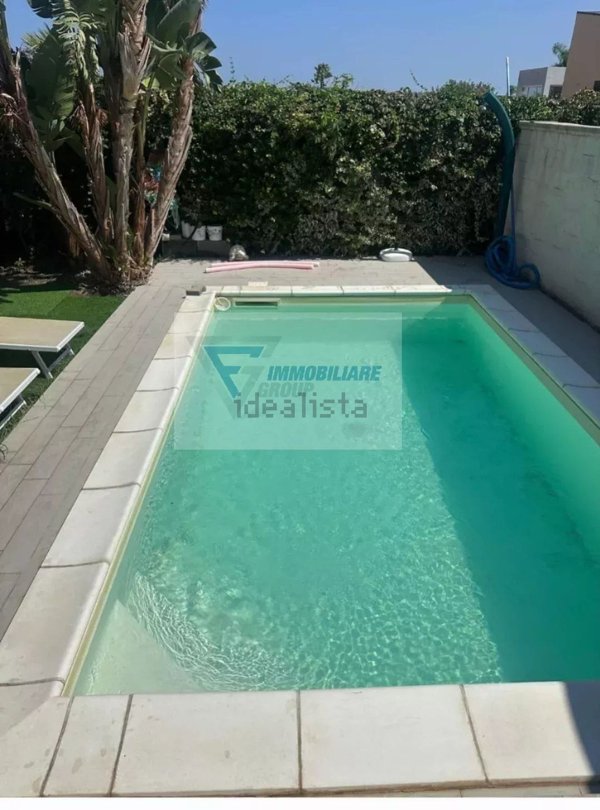 casa indipendente in vendita ad Augusta