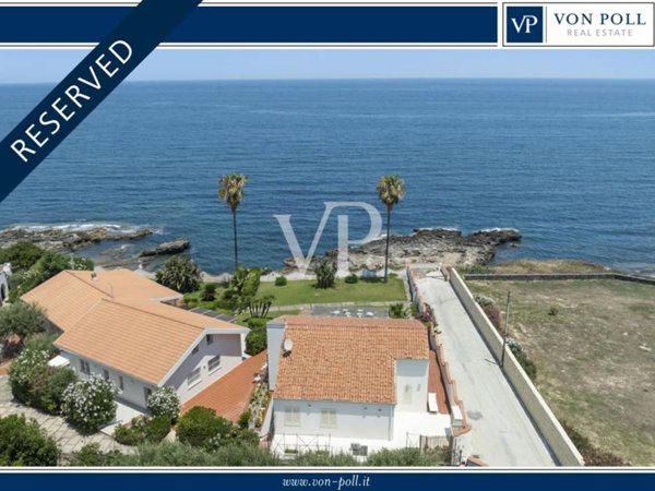 casa indipendente in vendita ad Augusta