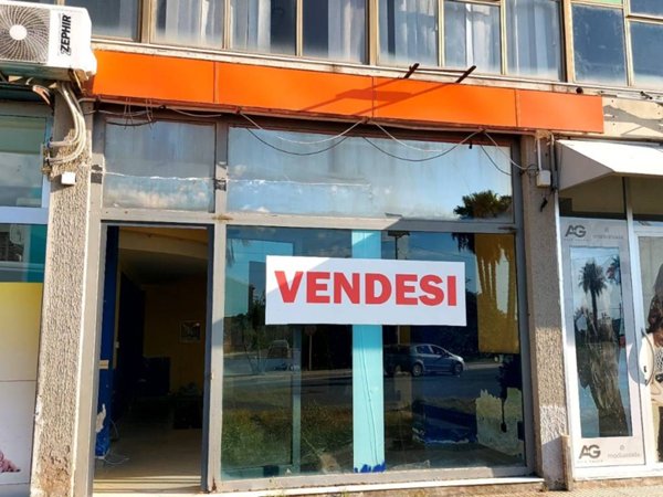 negozio in vendita ad Augusta