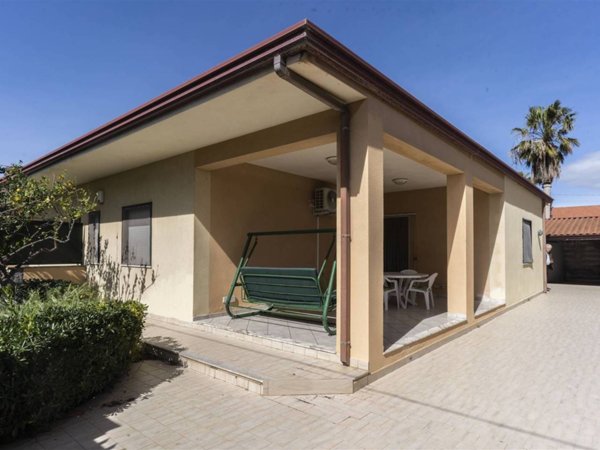 casa indipendente in vendita ad Augusta