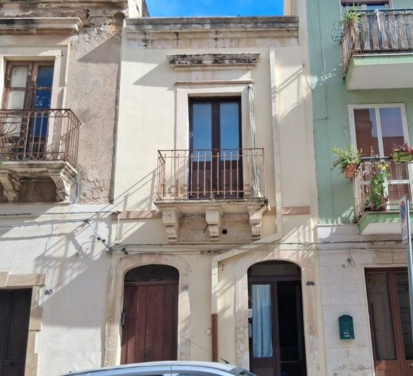 appartamento in vendita ad Augusta