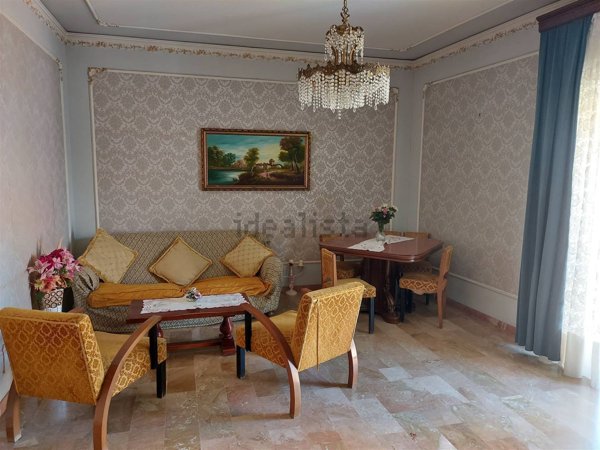 appartamento in vendita ad Augusta