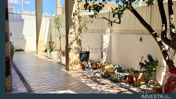 casa indipendente in vendita ad Augusta