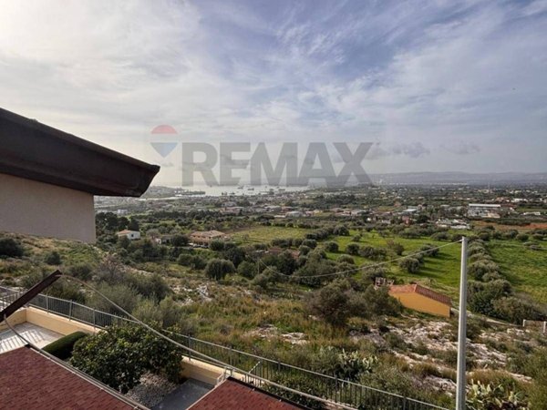 casa indipendente in vendita ad Augusta