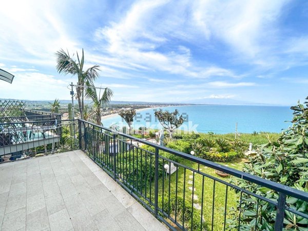 casa indipendente in vendita ad Augusta