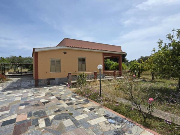 casa indipendente in vendita ad Augusta