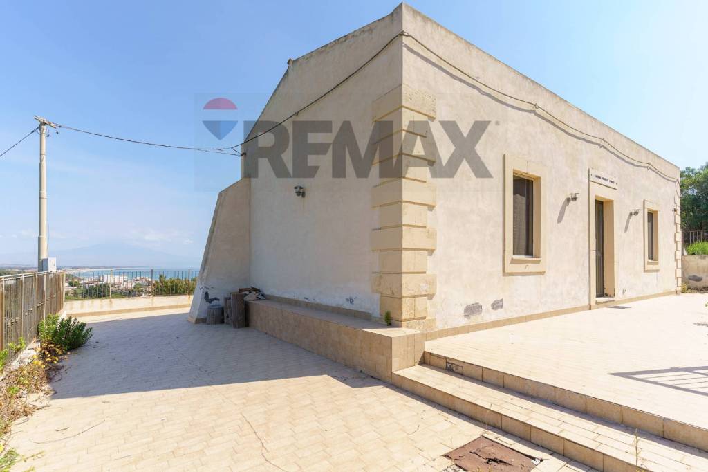 casa indipendente in vendita ad Augusta