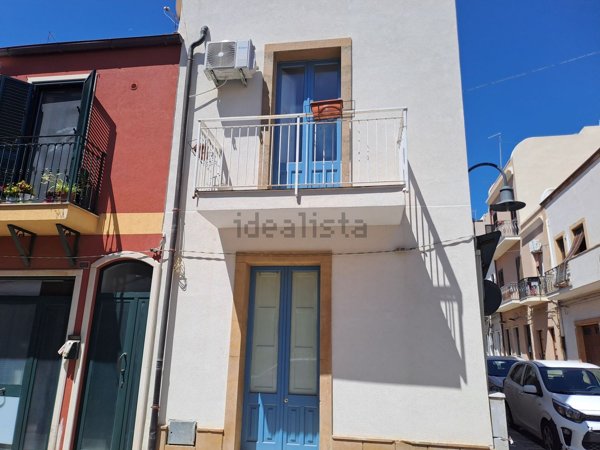 appartamento in vendita ad Augusta