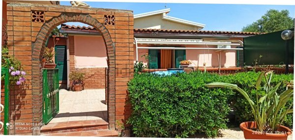 casa indipendente in vendita ad Augusta