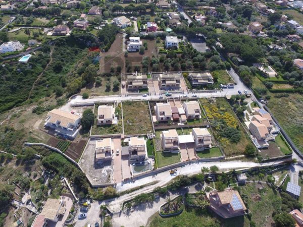 terreno edificabile in vendita ad Augusta