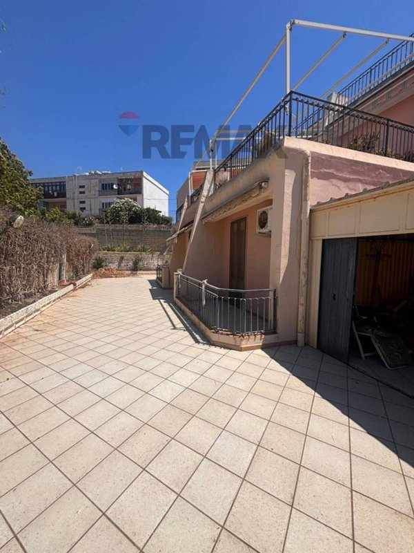 casa indipendente in vendita ad Augusta