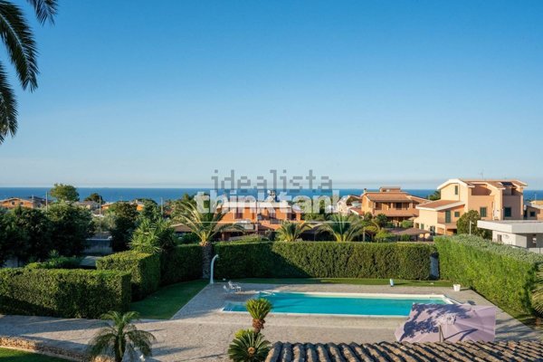 casa indipendente in vendita ad Augusta