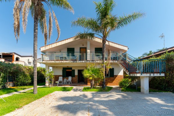 casa indipendente in vendita ad Augusta