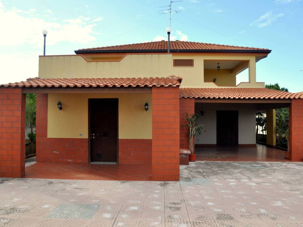 casa indipendente in vendita ad Augusta