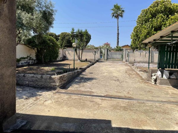 casa indipendente in vendita ad Augusta