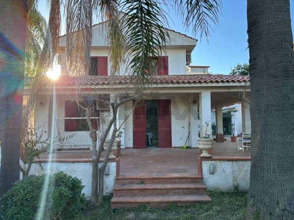 casa indipendente in vendita ad Augusta