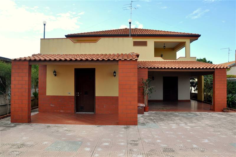 casa indipendente in vendita ad Augusta