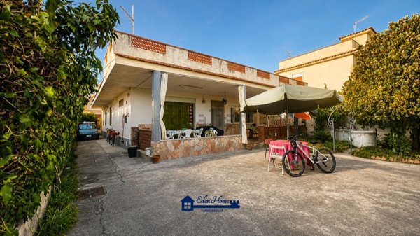 casa indipendente in vendita ad Augusta