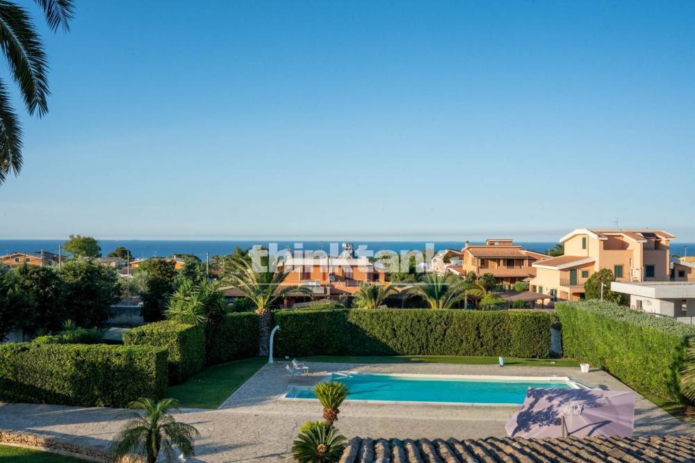casa indipendente in vendita ad Augusta