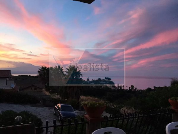 casa indipendente in vendita ad Augusta