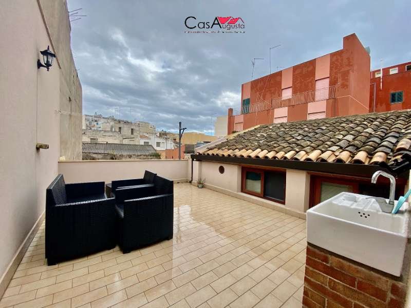 casa indipendente in vendita ad Augusta