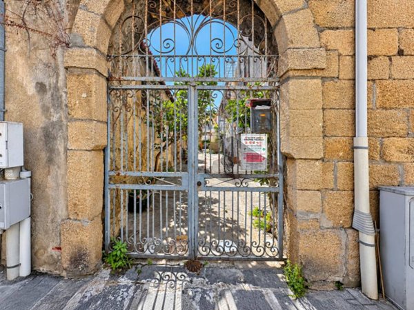 intera palazzina in vendita ad Augusta