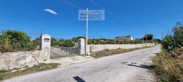 terreno agricolo in vendita ad Avola