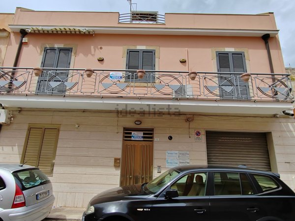 casa indipendente in vendita ad Avola