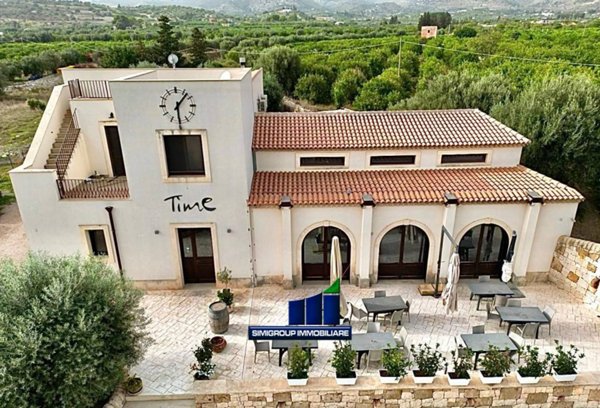 casa indipendente in vendita ad Avola