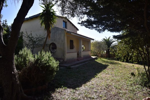 casa indipendente in vendita ad Avola